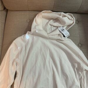 NWT Hollister Cropped Sweater